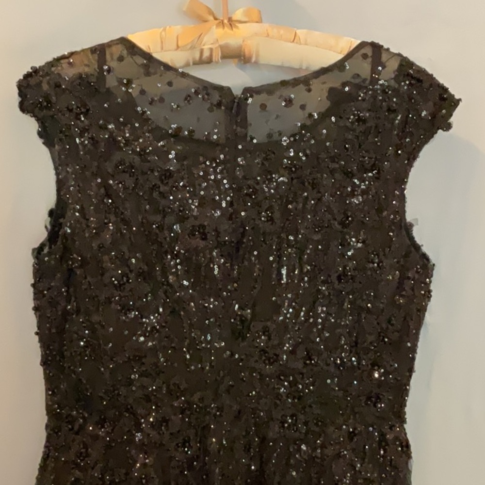 ✔️ MAC DUGGAL - Black Cap Sleeve Embellished A Line Dress - Picture 9 of 12